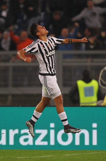 14, 尤文铁卫乌龙送礼遭球迷诟病  