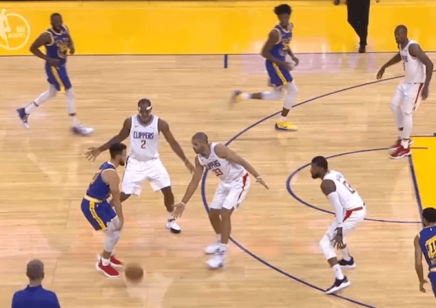  库里三分雨勇士逆转国王巩固太平洋赛区头名位置